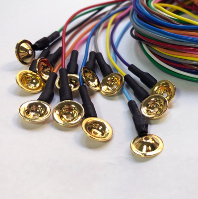 医学の金張りのコップEEGの鉛の電極はEEG EMG ECGかEOGのためのワイヤーをケーブルで通信する